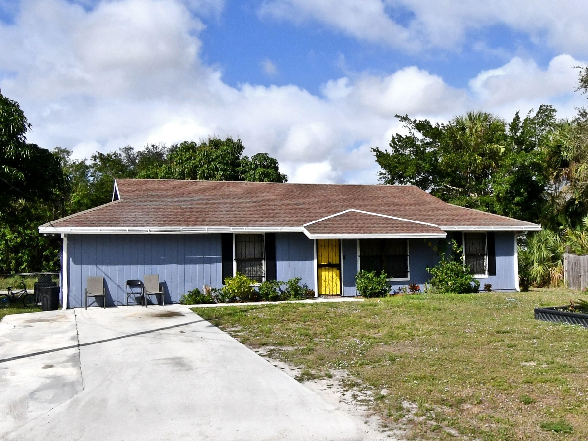 Exterior of 5101 Matanzas Avenue